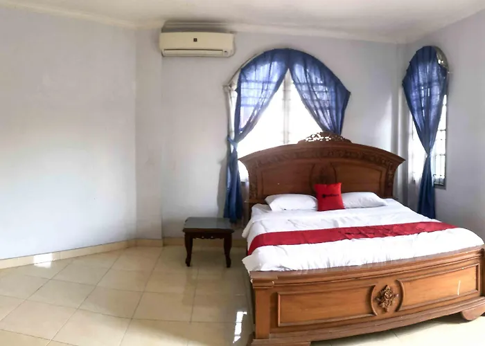 Guest house Reddoorz @ Batubulan Gianyar 2*